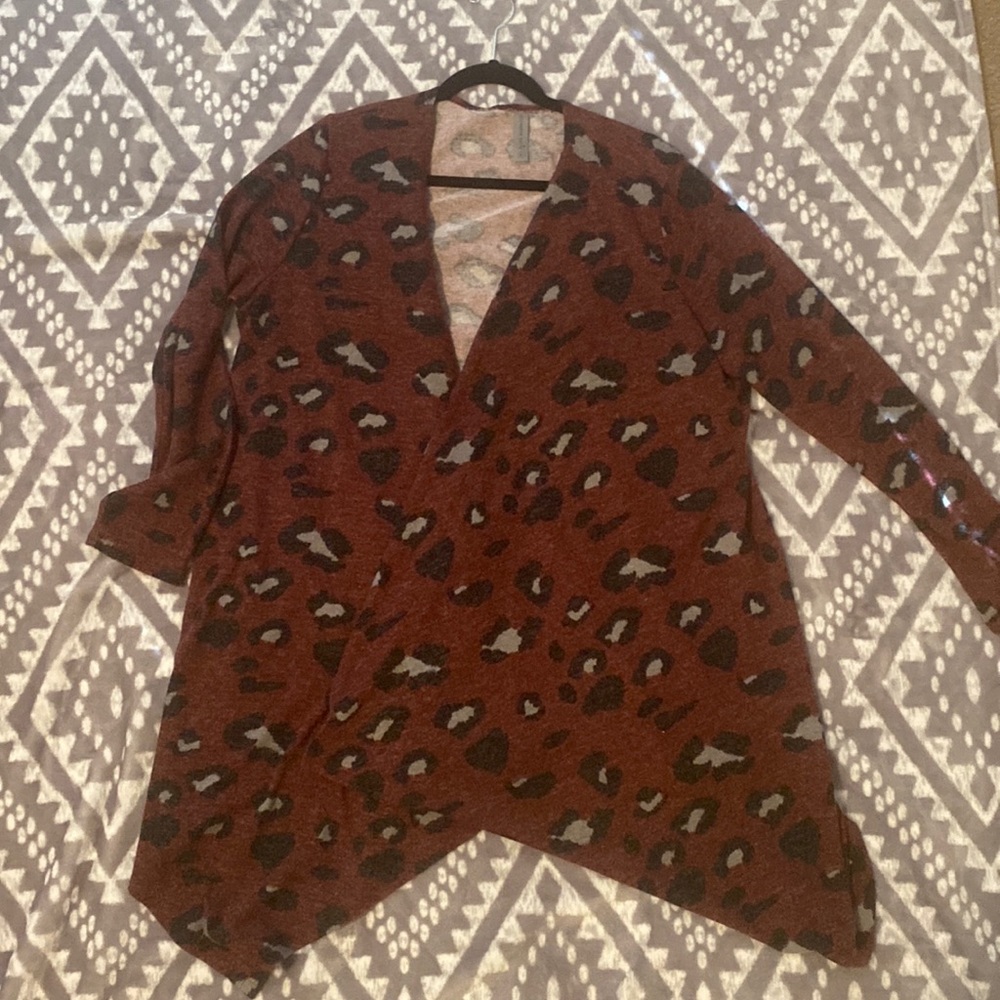 Leopard print cardigan size extra large